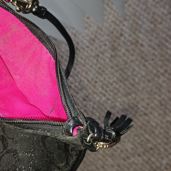 Coach Wristlet - Picture 3 of 4